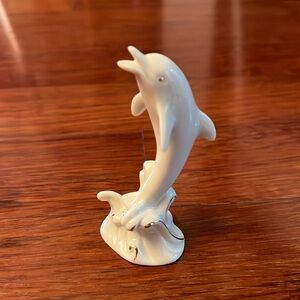 ⭐️ Lenox Dolphin